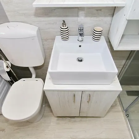Nela Apartamento *